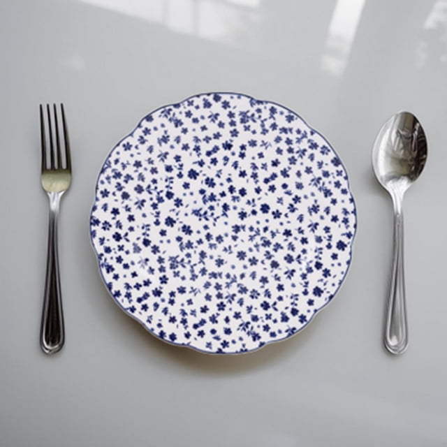 Mainstays 10.5" Pad printeddinner plate wave shape