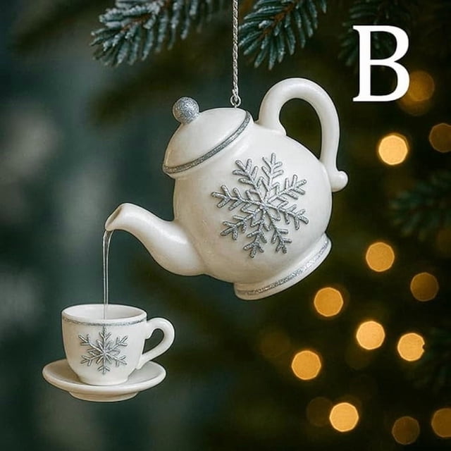 QIPOPIQ Vintage Christmas Teacup And Teapot Festive Decoration