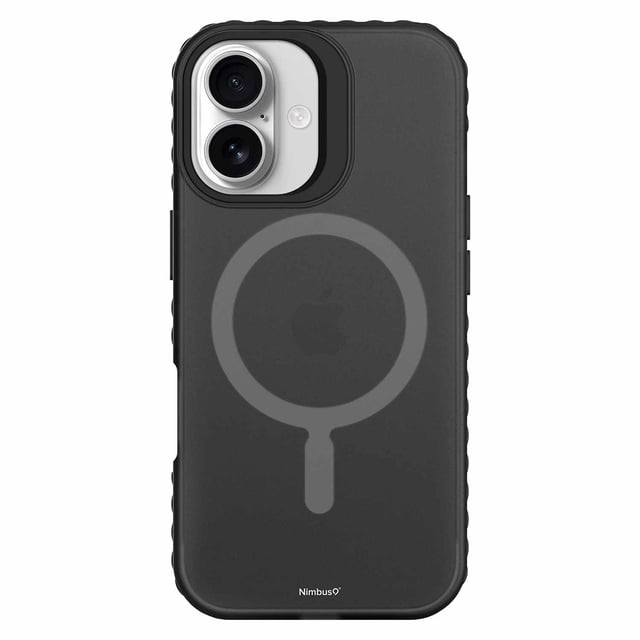 Nimbus9 Stratus 2 Étui MagSafe Fumée pour iPhone 17 en Noir Mat avec un Cercle d'Alignement MagSafe visible, Découpes Surélevées de Caméra Protégeant les Double Objectifs, Côtés Ergonomiques Nervurés pour une Prise Sécurisée, et logo Nimbus9 en Bas et au Centre.