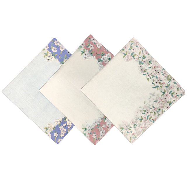MasteelfCA 3pcs Women Handkerchief Cotton Sweat-absorbent Printing Square Hankies Hand Towel (Random Color)