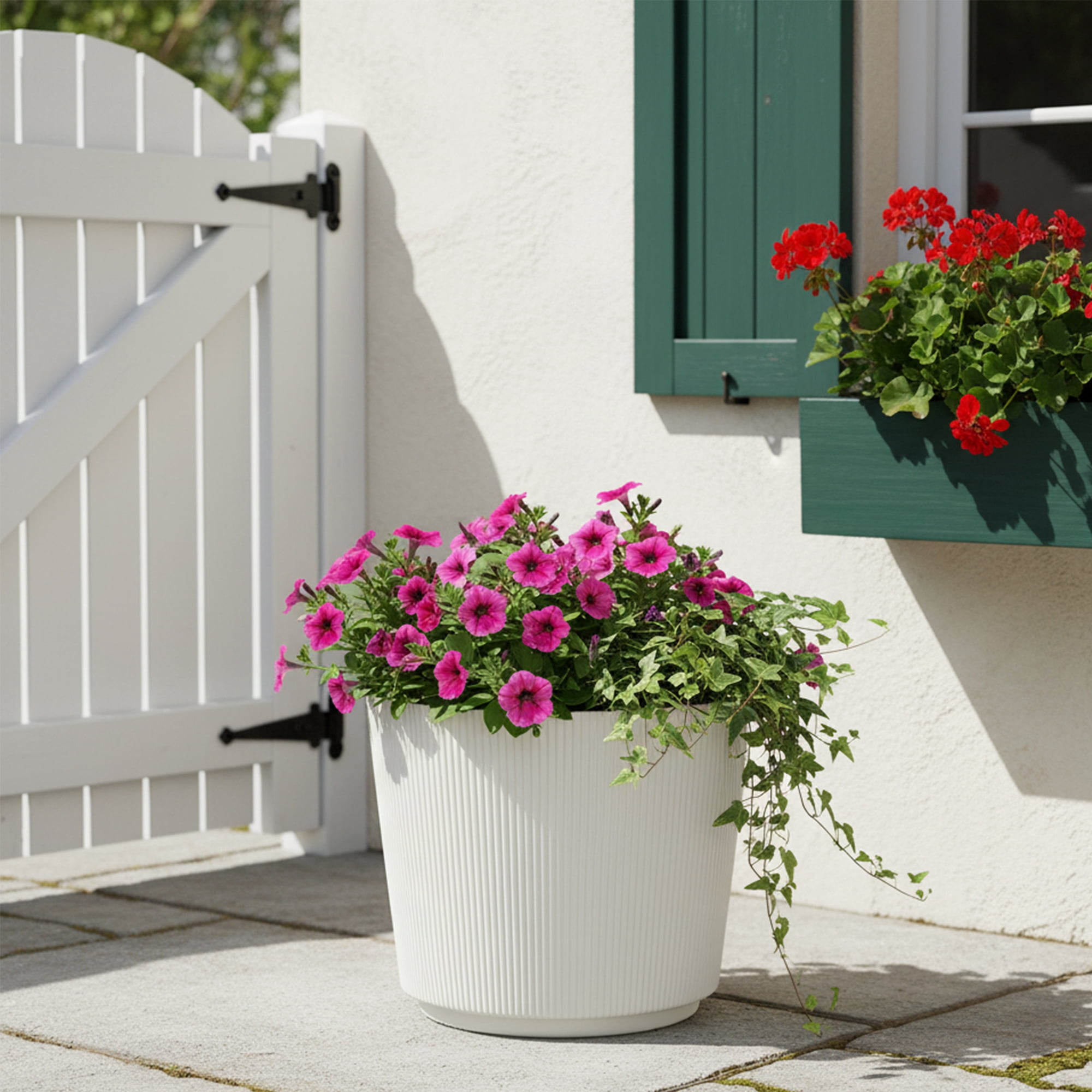Mainstays14in Fluted Resin Planter, White