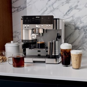 Rénovés Ninja Signature Luxe Caf Series Espresso et cafetière 3-in-1 avec la technologie Barista Assist et le système Dual Frot