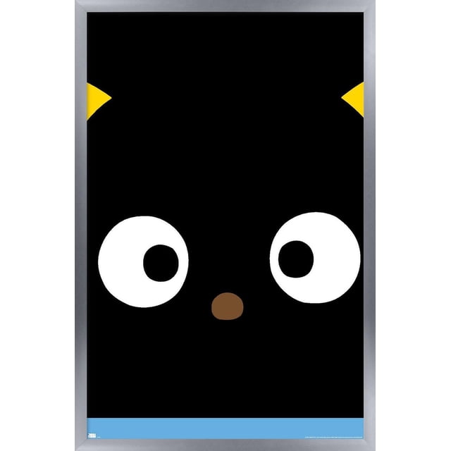 Hello Kitty and Friends - Affiche Murale Gros Plan de Chococat, 22,375 Po x 34 Po, Présentant un Gros Plan Centré du Visage de Chococat avec de Grands Yeux Blancs, des Élèves Noirs, un Petit Nez Brun et des Oreilles Jaunes sur Fond Noir, Imprimée sur Papier d'Affiche Lustré, Idéale pour Décorer des Chambres, des Bureaux Ou des Dortoirs et Convenant à la Déco de Fête.