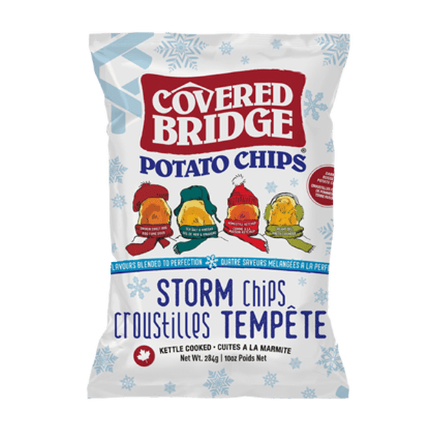 Pont Couvert - Croustilles Tempête Sac de 284 g de Croustilles de Pommes de Terre Cuites à la Marmite avec un Motif de Flocons de Neige Blancs et Bleu Pâle, logo du Pont Couvert Rouge, et Quatre Chapeaux d'Hiver Colorés Représentant des Saveurs Mixtes. Sans Gluten et Fabriqué au Canada, Convenant à Toute occasion de Collation.
