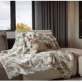 thumbnail image 3 of Luxe Jeté en Fausse Fourrure Classique / 50"x60 Pouces / A, 3 of 4