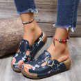 thumbnail image 2 of Chaussons pour Femmes Grande Taille Fleur Ajourée à Enfiler Bout Fermé Plateforme Compensée Style Ethnique Rétro Boho Vintage Imprimé Patchwork Tresses Imitation Sabots Chaussures Marine, 2 of 5