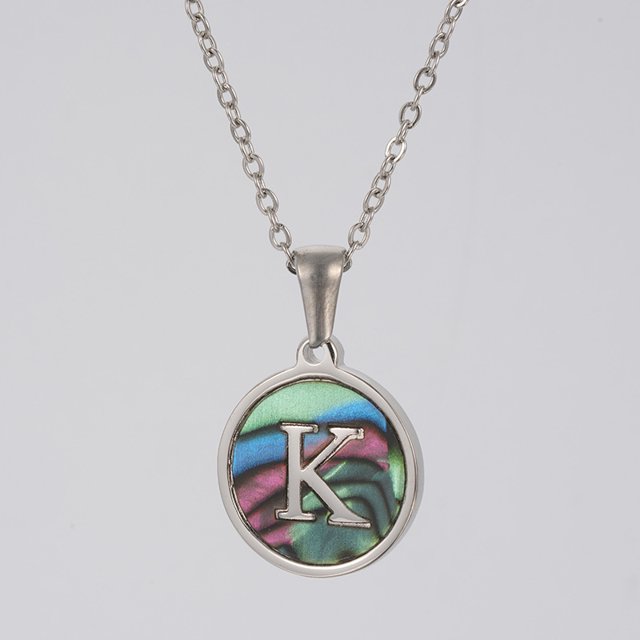 Colliers, Collier Lettre Coquille Mignonne pour Filles, Pendentifs Pièce pour Filles en Acier Inoxydable Colliers Initiale pour Femmes Bijoux Rond