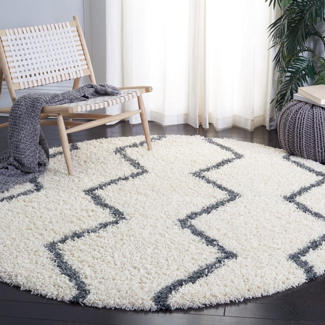 Safavieh Venus Carleen Chevron Shag Area Rug
