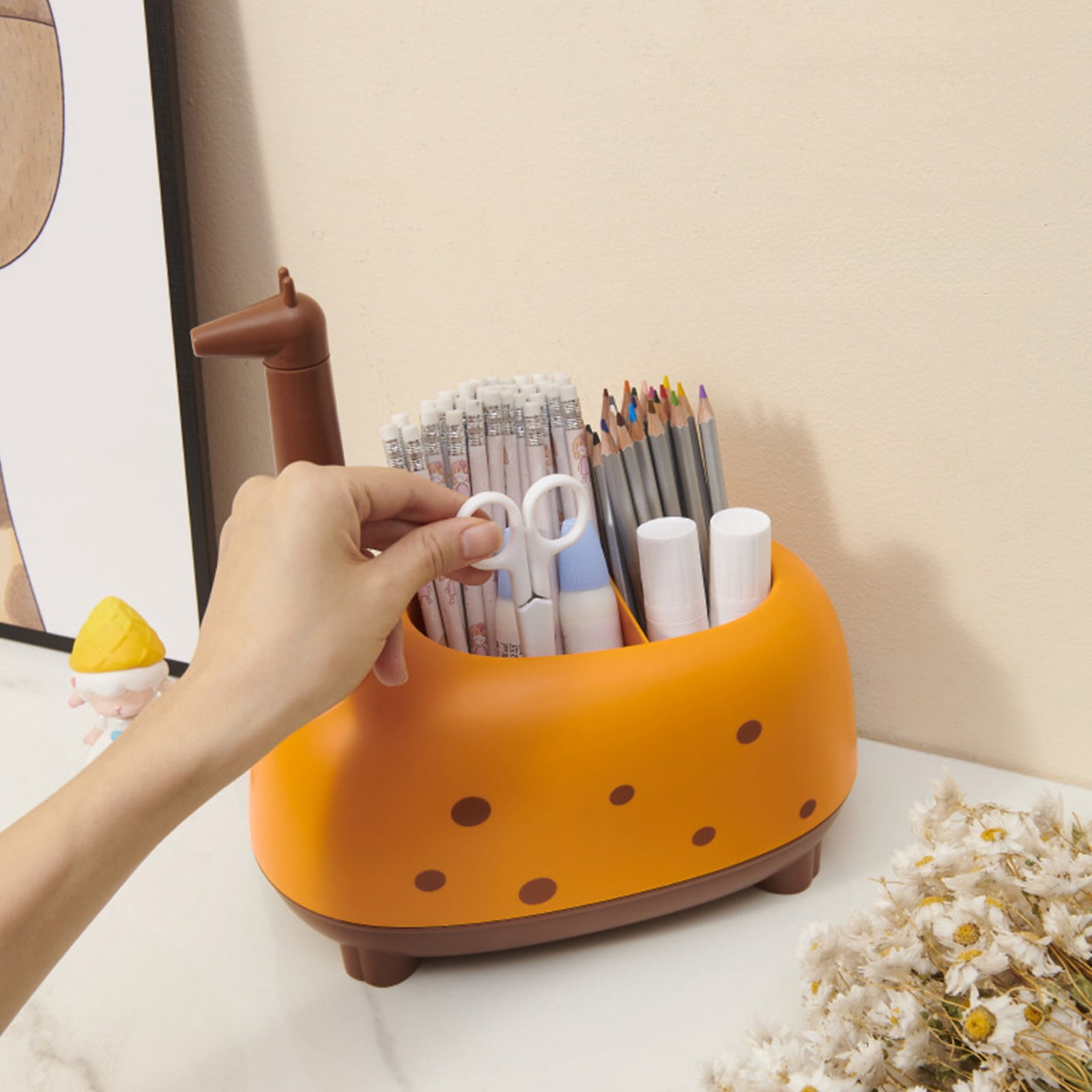 Amzcrzy Plastic Cute Storage Boxes Teacher Supplies Giraffe Shaped Desk Organizer Cute Storage Box for Students Office Supplies Container Multipurpose Storage for Home Or School Desk Organizer