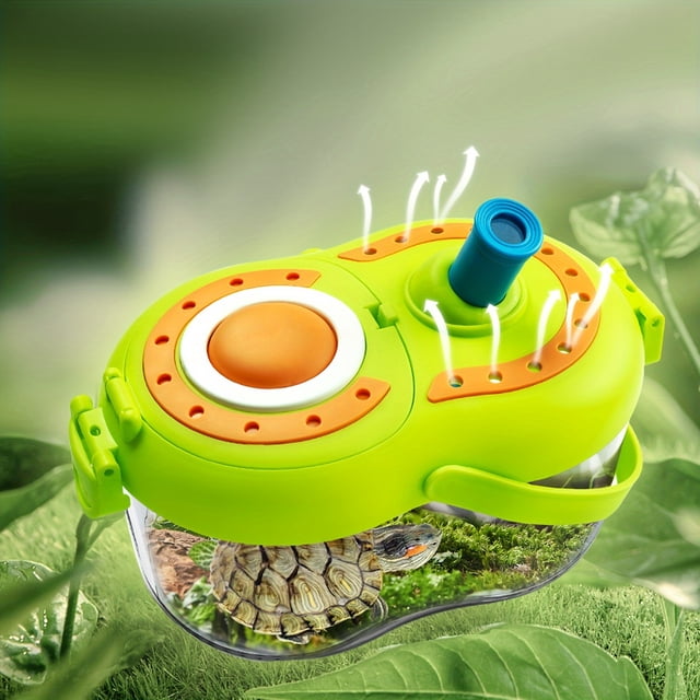 SUTENGDA Kids Nature Exploration Insect Observation Kit with LED Light, a durable ABS biology toy designed for STEM learning. The vibrant green and orange kit features a magnifying glass habitat with ventilation holes and a blue observation tube, perfect for catching and studying insects or small creatures. An educational science kit suitable for boys and girls aged 3-12 years, displayed in a natural outdoor setting with leaves and a turtle inside the habitat.