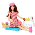 thumbnail image 4 of Barbie Passeport Rose Poupée et coffret de jeu Aventures à Paris - Exclusivité Walmart, 4 of 6