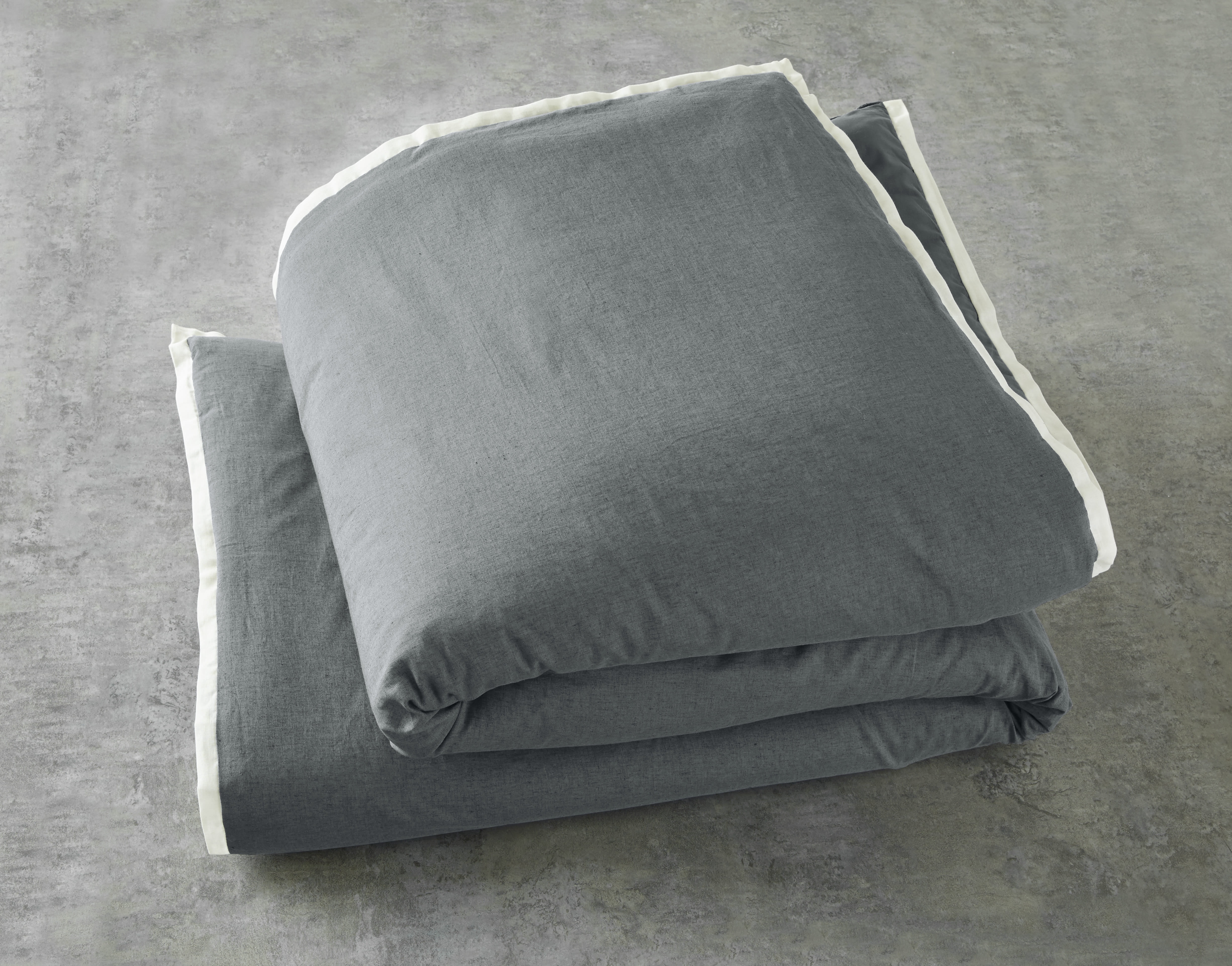 Better Homes & Gardens 3-Piece Soot Grey Linen Duvet Set, Adult Double/Queen