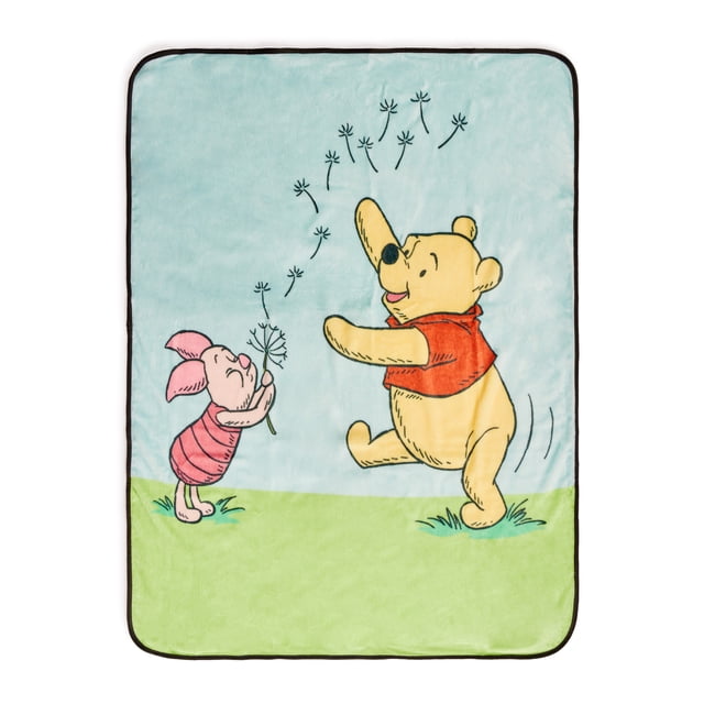 Winnie the Pooh Kids Silk Touch Fleece Throw, 100% Polyester
