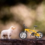 MOKKHNB Simulation vélo de montagne jaune fer à l'intérieur 1Pack