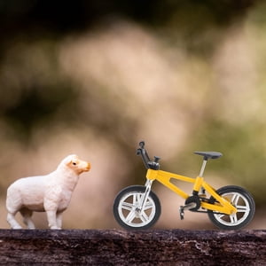 MOKKHNB Simulation vélo de montagne jaune fer à l'intérieur 1Pack