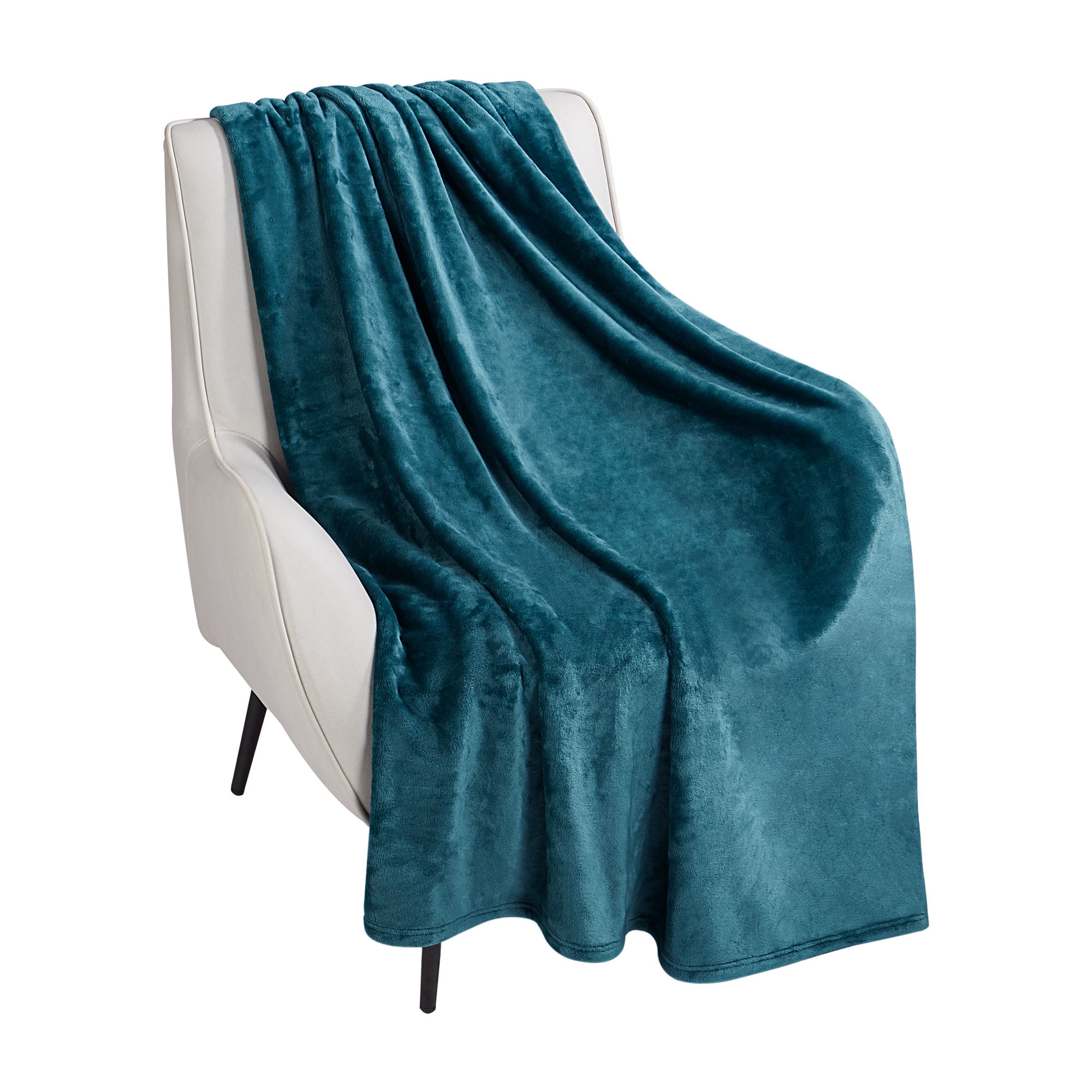 HOMETRENDS Velvet Plush Mediterranean Polyester Throw, 50” X 60”