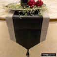 thumbnail image 4 of Le chemin de table noir décoratif HomeCentric 14 '' x 72 '' Patchwork faux cuir avec glands, 4 of 10