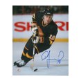 thumbnail image 1 of Igor Larionov Photo 8x10 d'Action de Match des Canucks de Vancouver Signée, 1 of 2