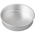 thumbnail image 3 of Moule à gâteau rond 8 x 2 po en aluminium Performance Pans Wilton, 3 of 7