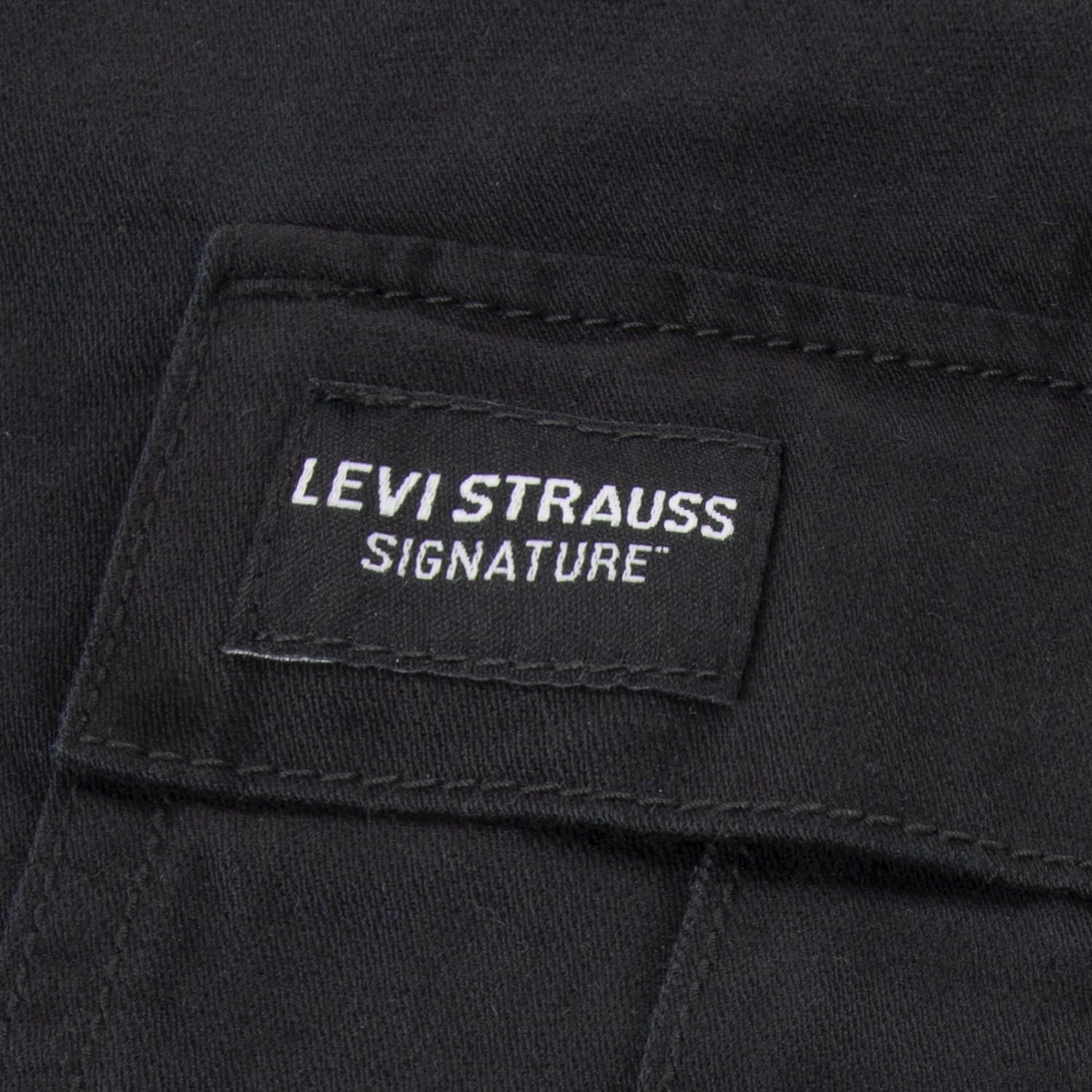 Levi Strauss Signature Boys' Mid-Rise Cargo Shorts
