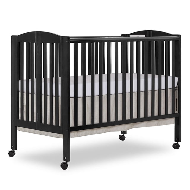 Dream On Me Folding Full-Size Crib