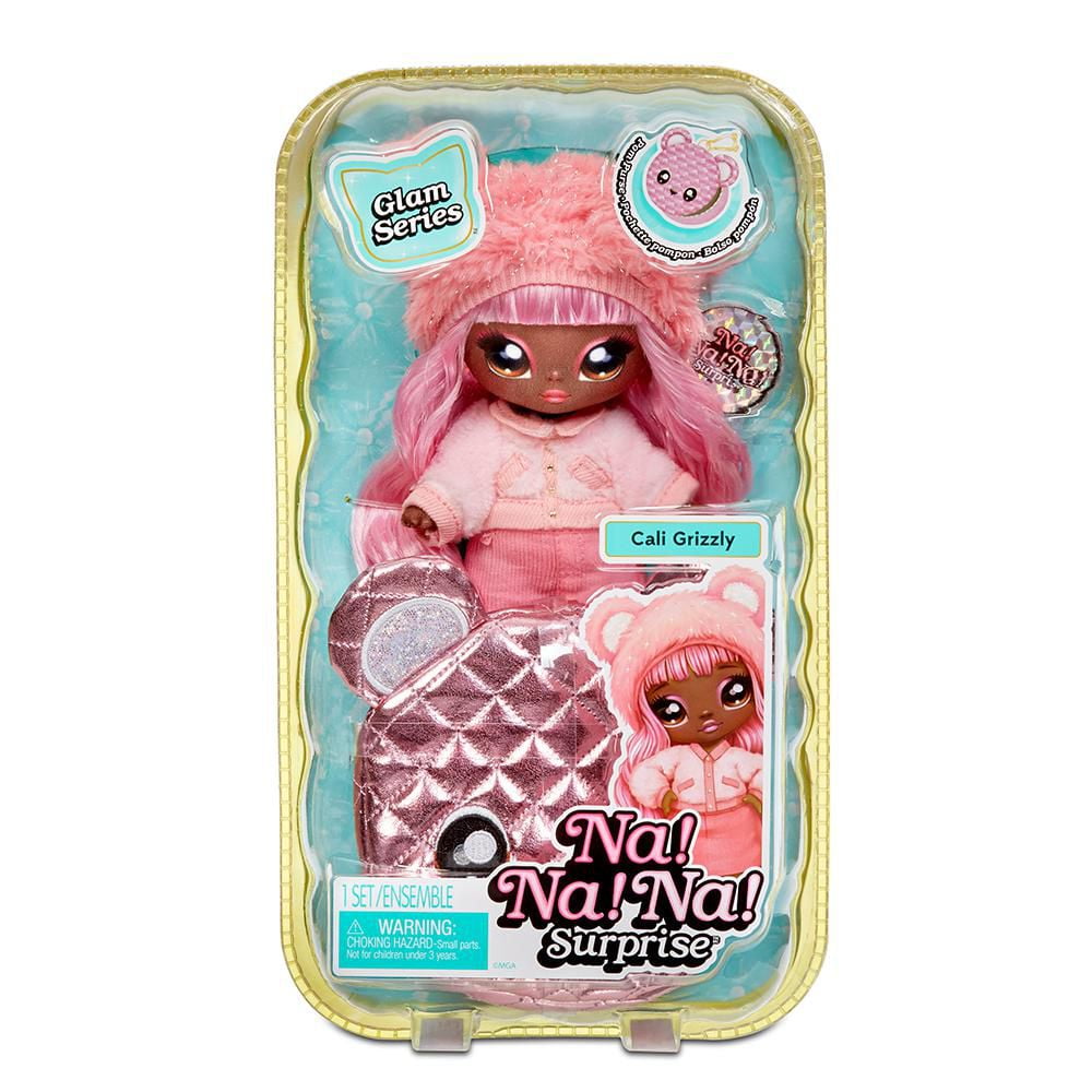 Poupée-mannequin Na Na Na Surprise 2 en 1 et sac à main métallique de la série Glam - Cali Grizzly, poupée aux cheveux roses avec un sac à main ourson rose