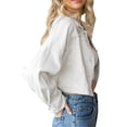 thumbnail image 2 of Diconna Veste en Jean Courte pour Femmes, Décontractée, Boutonnée, en Denim Déchiré avec Franges en Strass, Manteau d'Automne, 2 of 6