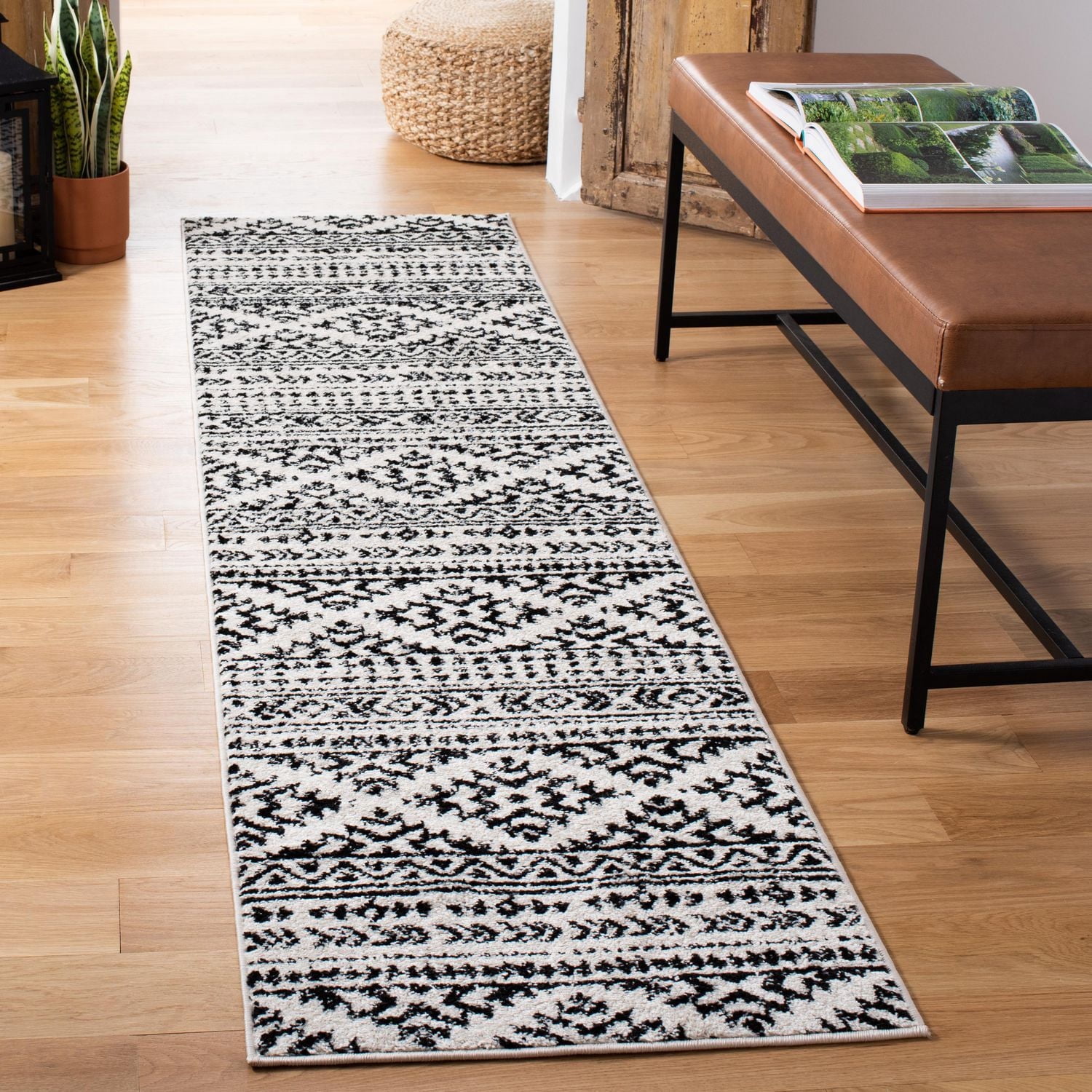 SAFAVIEH Tulum Lakisha Tapis Géométrique
