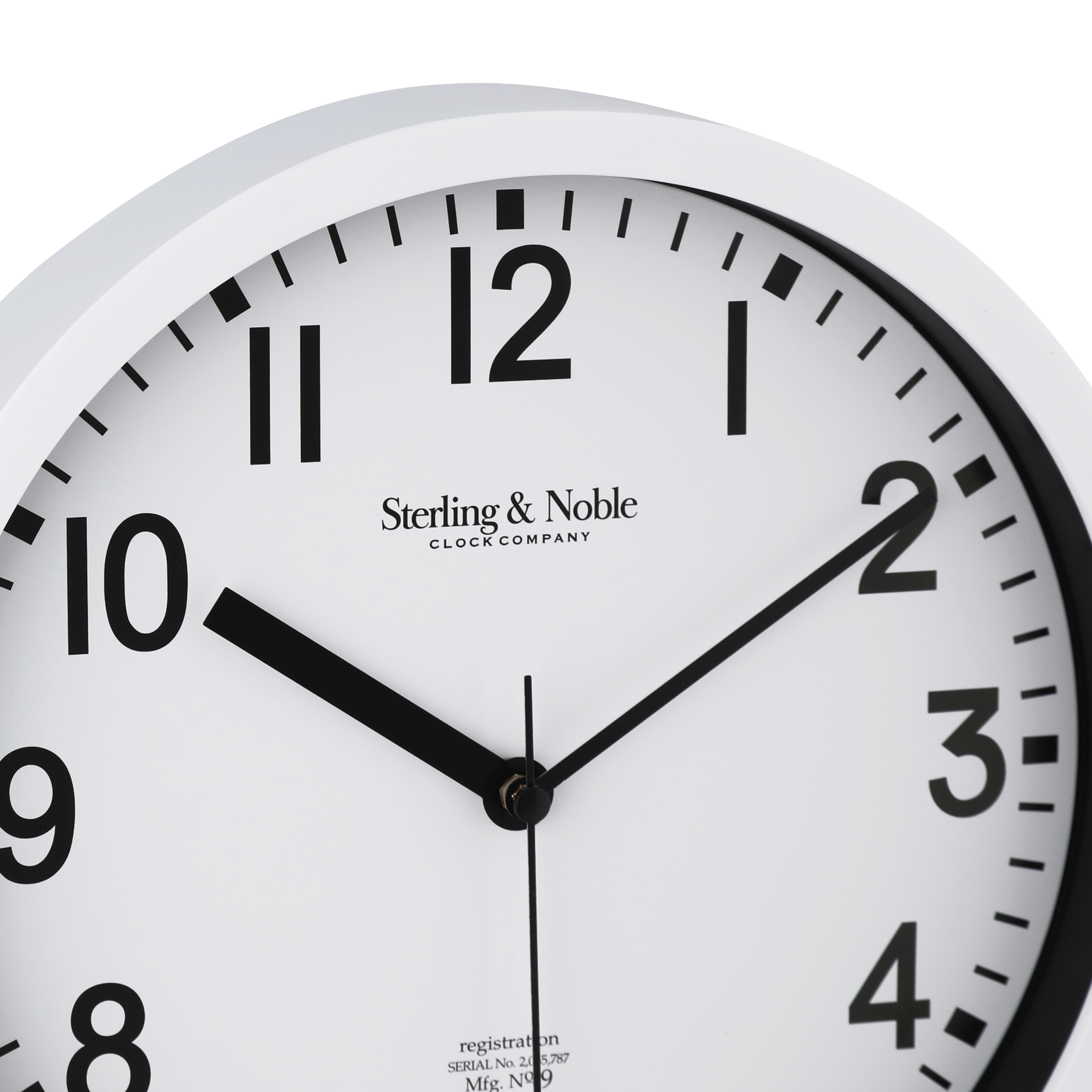 Horloge murale analogique ronde noire de base de 8,8 pouces pour l'intérieur HOMETRENDS