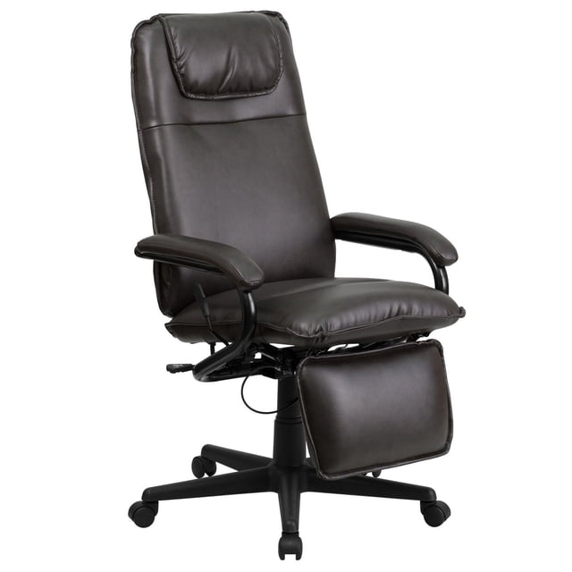 Fauteuil exécutif pivotant et inclinable en cuir brun à dossier haut avec appui-bras
