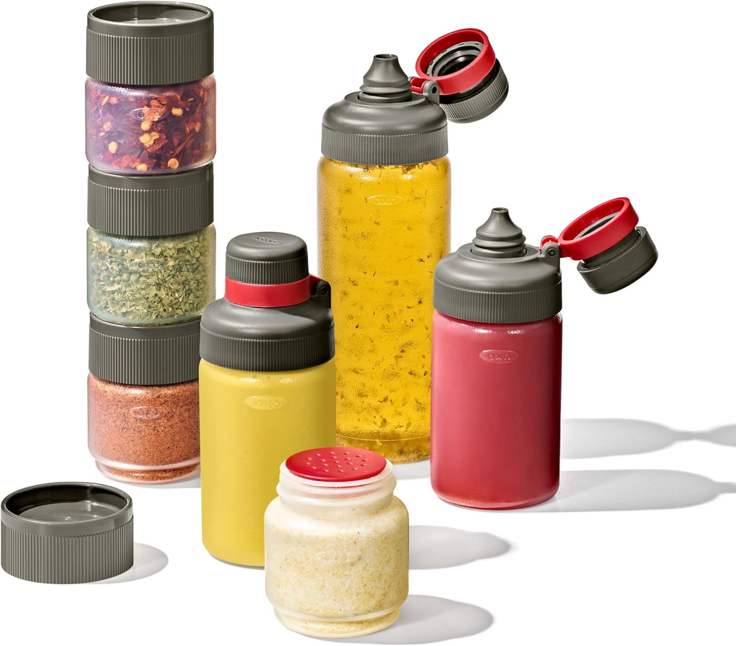 OXO Ensemble de 7 Pcs pour l'Extérieur : Shaker à Épices et Bouteille Compressible / Ensemble de 7 Pcs