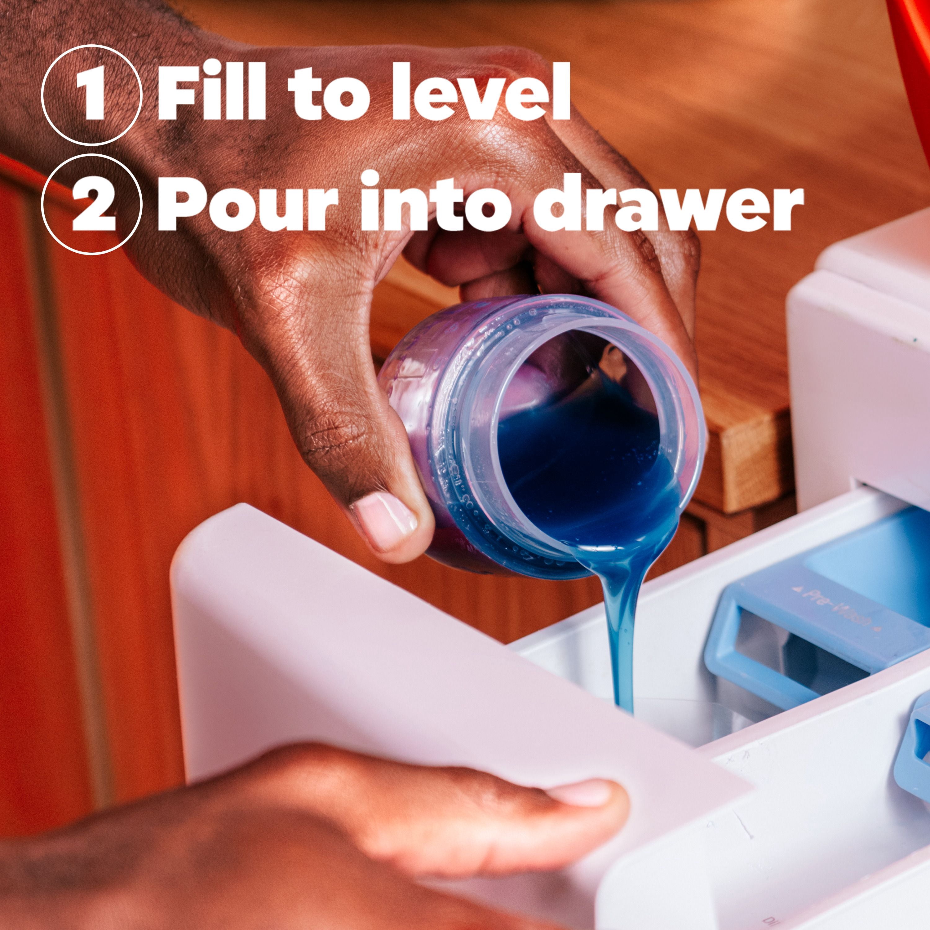 Détergent à lessive liquide Tide Ultra Blanc, 3,46 L, 83 brassées, détergent à lessive liquide pour des couleurs et des blancs éclatants