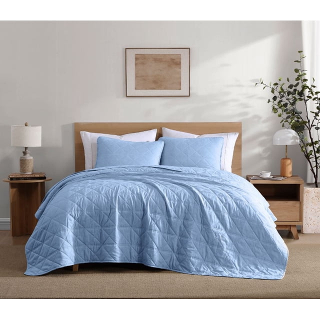 Social Standard by Sanctuary 3 Piece Quilt Set, Chambray Weave, Geo Diamond Quilt Pattern, Easy Care, Wrinkle Resistant