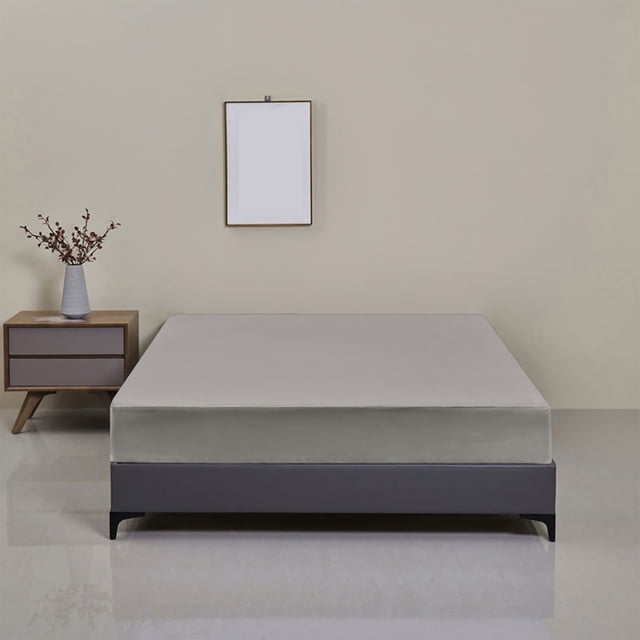 TopLLC Mattress Protector Twin Size, Solid Color Waterproof Elastic Fitted Mattress Pad Cover with Deep Pocket, Soft Breathable Skin-Friendly Polyester Bed Sheet Machine Washable Bedding(39"x75")