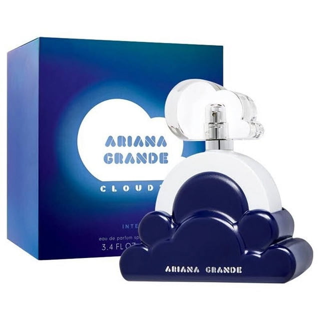 Ariana Grande Cloud 2.0 Intense EDP pour Elle 60 ml / 2.0 Fl. Oz Bouteille Orientée vers l'Avant avec Épaules Arrondies et Capuchon Argenté Portant l'Écriture « Cloud » et la Marque Ariana Grande; Eau de Parfum Décrite comme un Doux accord Fruité-Floral Mettant en Valeur la Poire, la Bergamote et la Fleur de Lavande sur du Praliné, l'Orchidée Vanille, des Muscs Sensuels et des Bois Blonds Crémeux sur un Fond de studio Neutre; Souvent