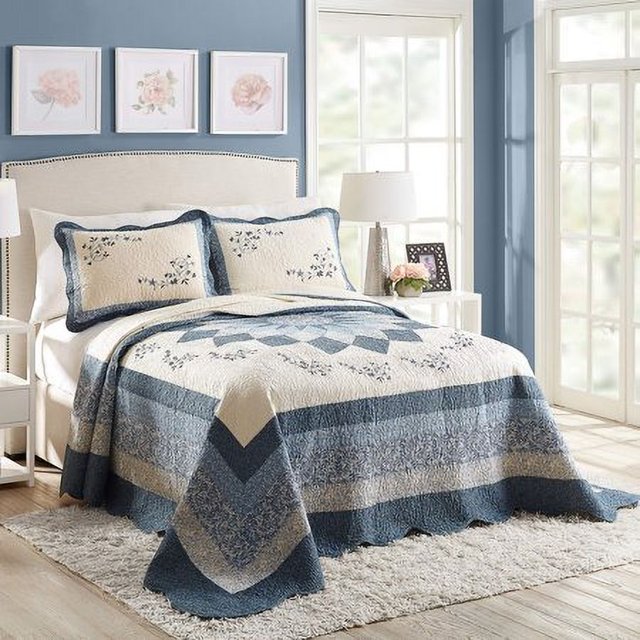 MODERN HEIRLOOM Charlotte Embroidered Quilted Bedspread - Lightweight Breathable All Seasons Bedding, Full, Blue