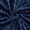 thumbnail image 4 of Mainstays couverture côtelée bleu marine – Lit 1 place, 4 of 8