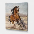 thumbnail image 3 of Designart Peinture d'un cheval dans la course Art mural sur toile, 3 of 4