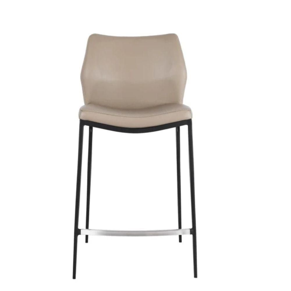 Tabouret de bar incurvé de couleur crème Avec un design incurvé parfait et des pieds en métal élégants