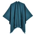 thumbnail image 1 of Châle Chaud pour Femmes - Poncho Réversible Ouvert pour l'Hiver, 1 of 2