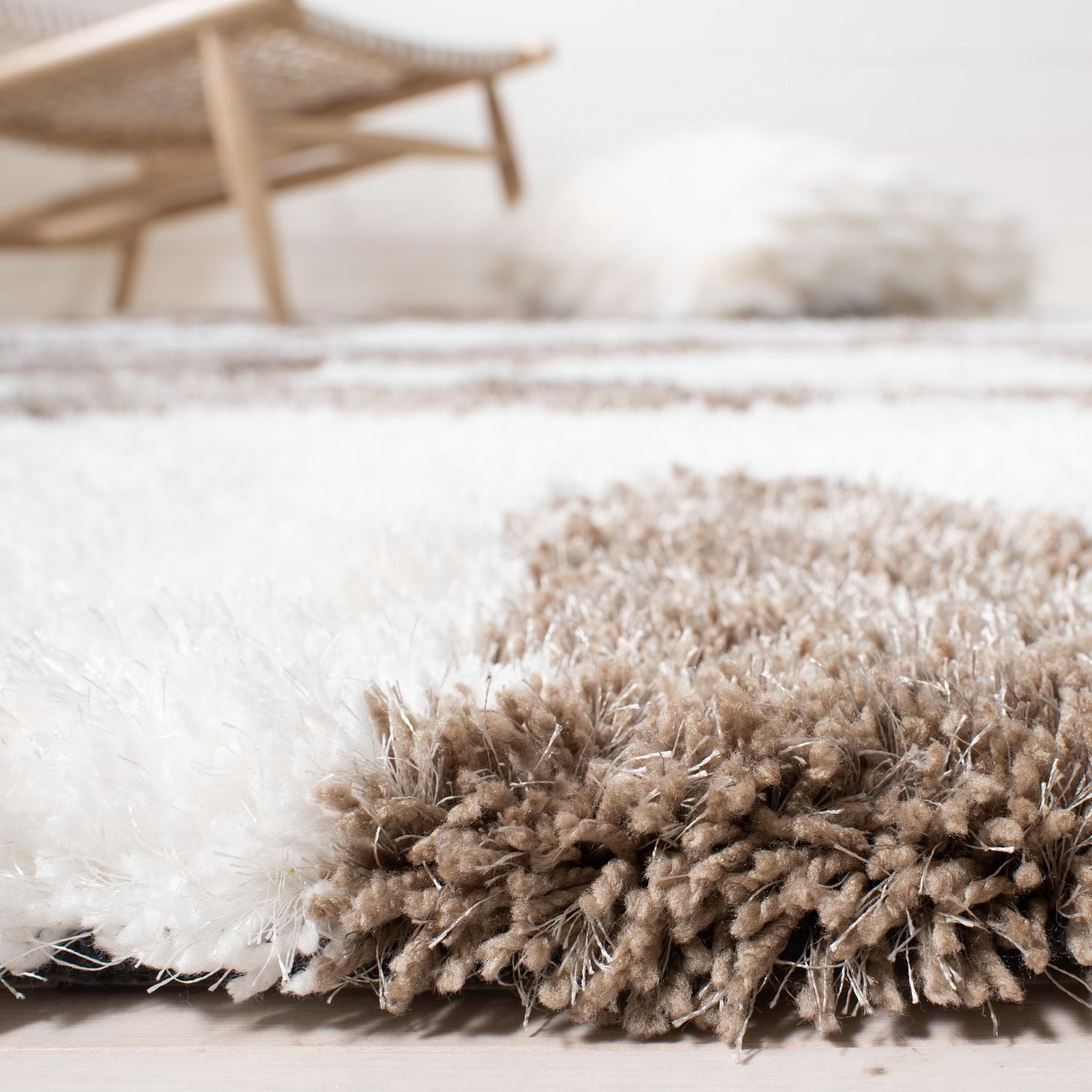 Safavieh Barcelona Calanthia Abstract Shag Area Rug