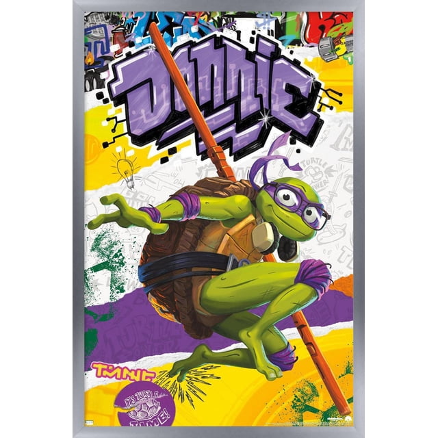 Chaos Mutant Les Tortues Ninja : - Affiche Murale Donatello, 22,375 Po x 34 Po, Représentant Donatello Accroupi avec Son Bâton orange bo, Portant un Masque Violet et des Lunettes, sur Fond de graffiti Coloré avec Texte « Donnie » Violet Audacieux et accents Jaunes et Verts, Imprimée sur Papier Lustré, Convient à la Décoration Murale de Chambre Ou de Dortoir.