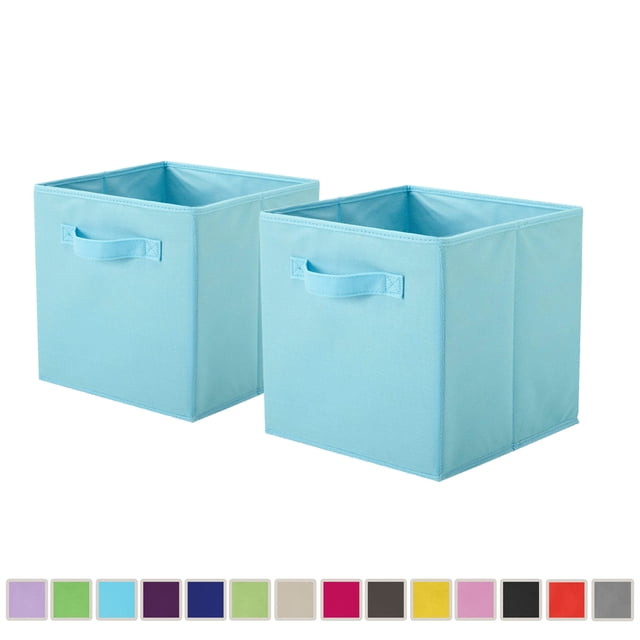 YOYTOO Lot de 2 Bacs de Rangement en Tissu Pliables en Forme de Cube, Bacs de Rangement Pliables de 11 Pouces Illustrés en Bleu Pâle. Ces Bacs en Tissu Pliables Comportent des Poignées Latérales Durables pour un Transport Facile et Sont Conçus pour s'Insérer dans des Compartiments de Rangement en Cube. Faits de Tissu Non Tissé Léger avec un support en Carton Supplémentaire, Chaque Bac Mesure 11 x 10,5 x 10,5 Pouces. Convient pour Organiser des Vêtements, des Jouets Ou des Fournitures de Bureau dans des Garde-Robes, des Étagères Ou des Bureaux. l'Ensemble