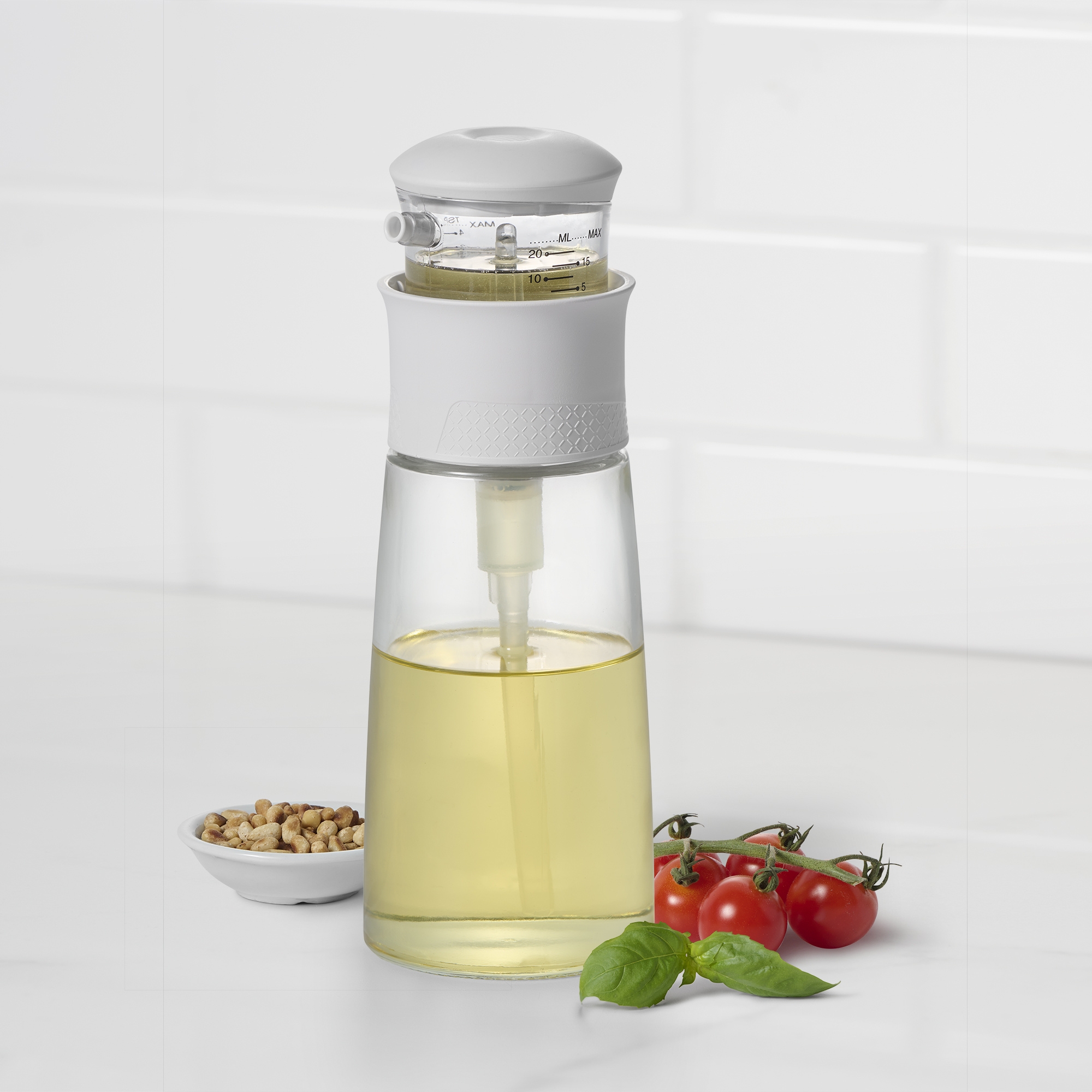 Starfrit Press-Top Oil Dispenser Bottle, Pump Action, 320ml (10oz), Glass Bottle, Dripless Spout, Portion Control, Cooking Salad