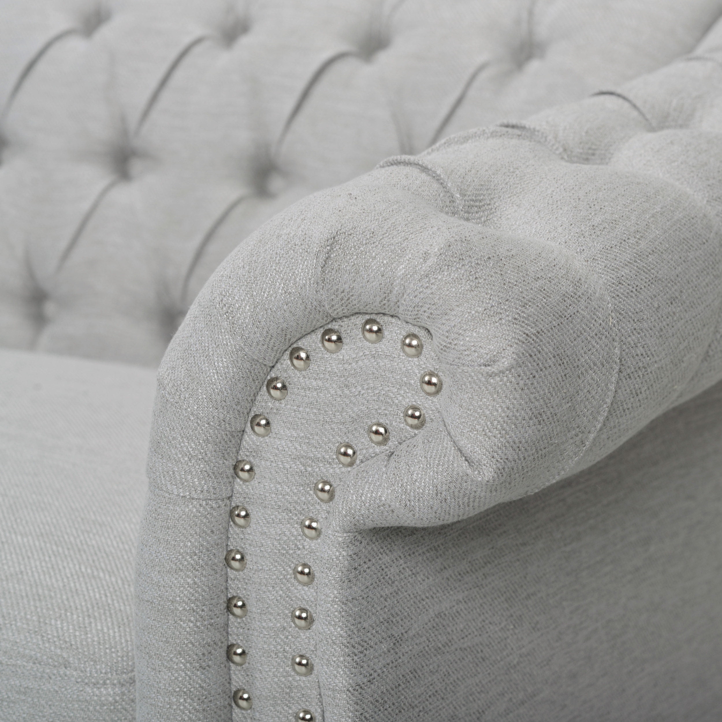 Canapé Chesterfield Noble House 215 cm, capitonnage profond, beige