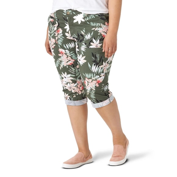 Lee Riders Women's Plus Comfort Waist Utility Capri