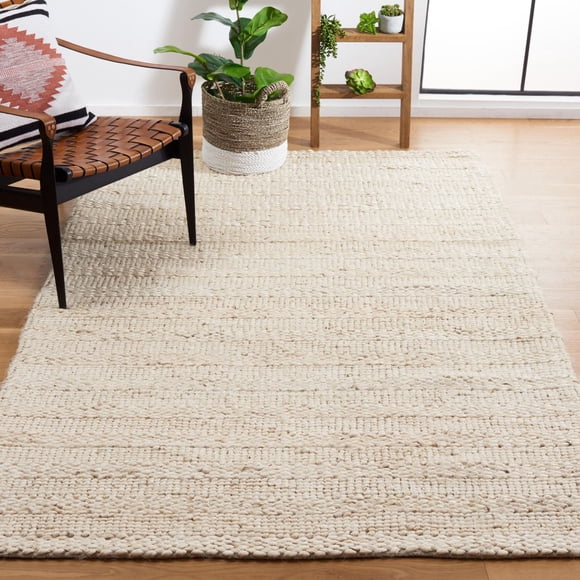 SAFAVIEH Natural Fiber Henrika Braided Area Rug