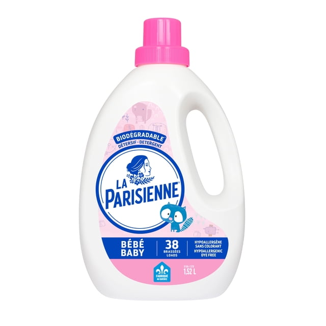 La Parisienne Détergent à Lessive pour Bébé 1,52 L dans une Bouteille Blanche avec un Bouchon Rose, Présentant une Étiquette Bleue et Rose Indiquant Qu'il Est Biodégradable, Hypoallergénique, Sans Colorant, Convient à 38 Brassées, et Fabriqué au Québec pour des Soins Délicats de la Lessive pour Bébé.