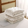 thumbnail image 3 of Cadeaux de Bureau Couvertures Chaudes 150X100Cm pour l'Hiver, 3 of 6