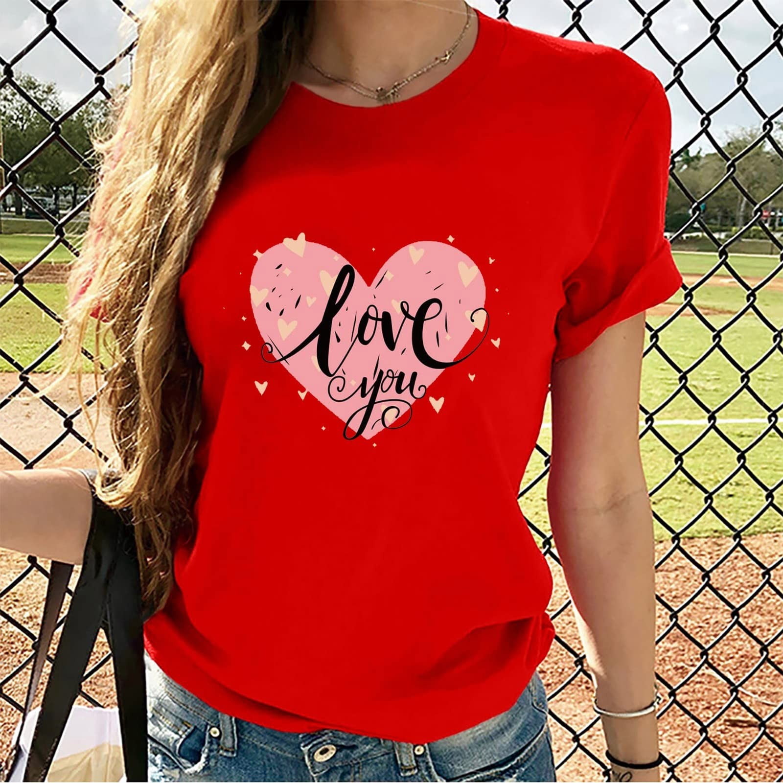 TIMIFIS T-Shirts pour Femmes de la Saint-Valentin Été Décontracté Manches Courtes Col Rond T-Shirts Mode T-Shirt Imprimé Cœur d'Amour